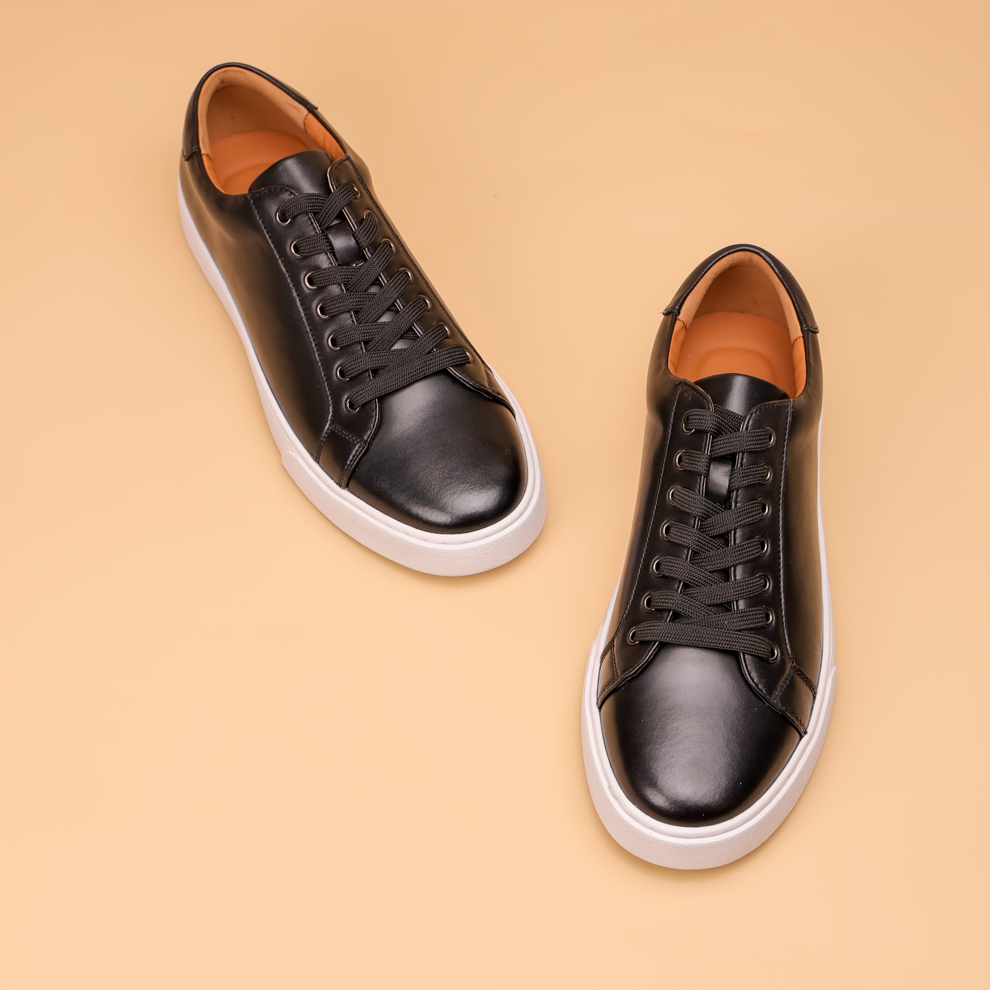 Classic Genuine Leather Men’s Casual Shoes – Minimalist Comfort for Everyday Wear