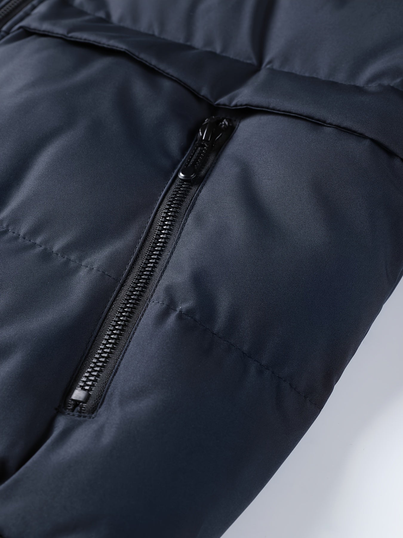 Men’s Heavy-Duty Winter Hooded Jacket – Durable Full-Zip Outerwear for Cold Weather