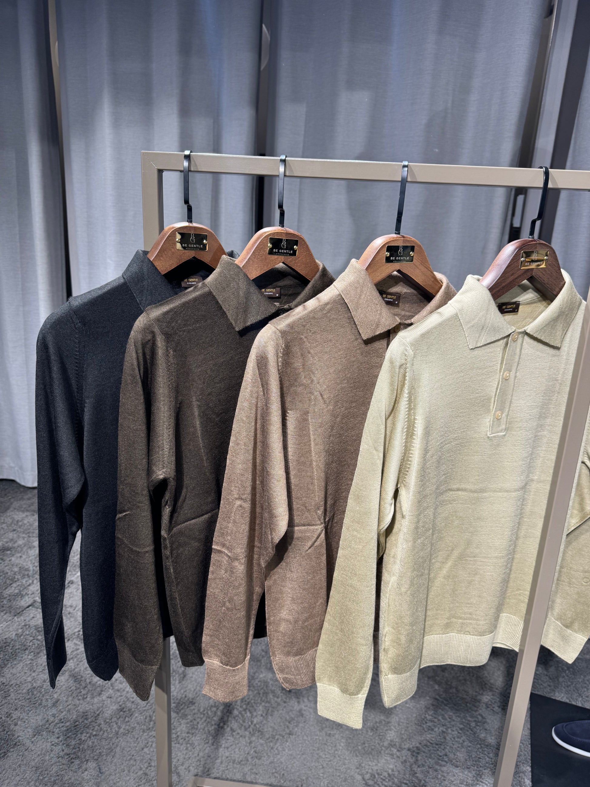 WOOL-Blend Glans Longsleeve Polo Sweater