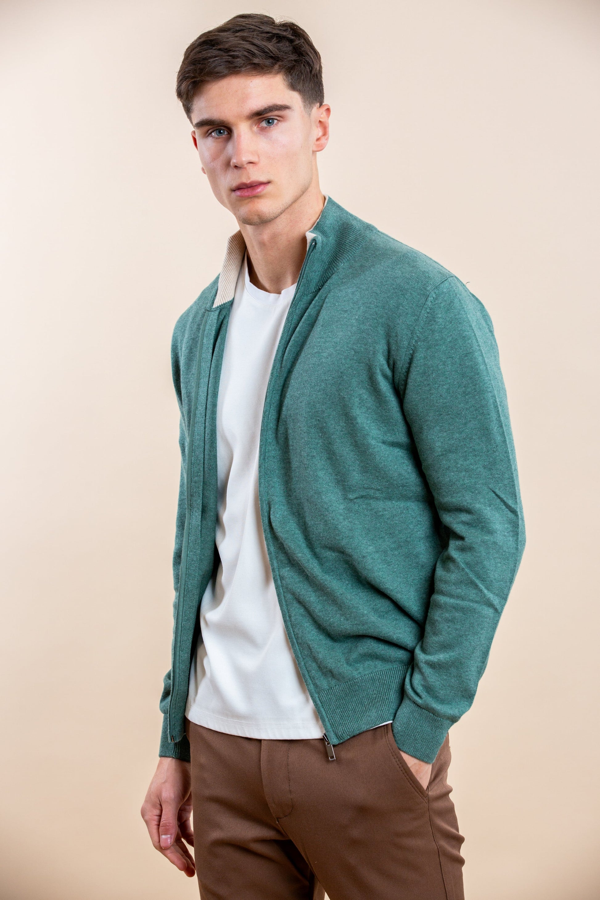 Knitwear Men Signature Luxury Zip Vest - Solorfit