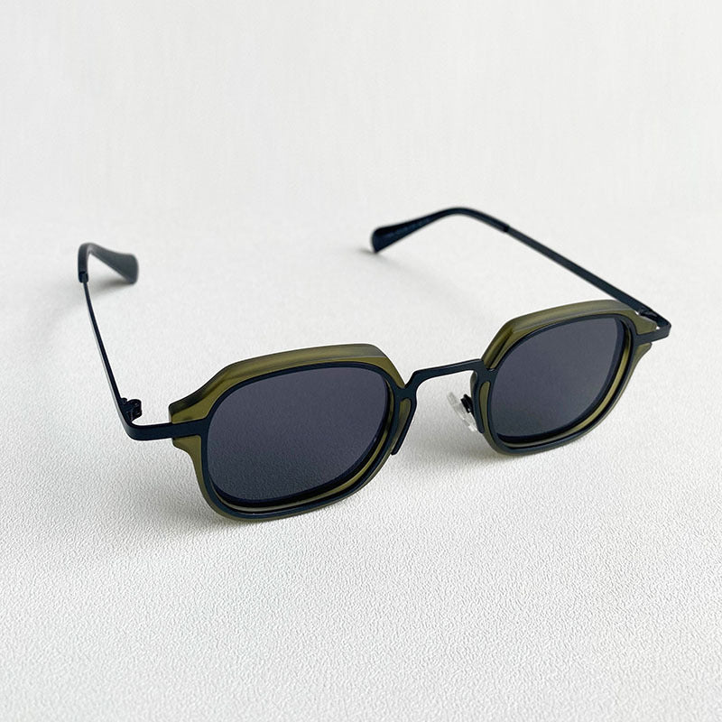 Russell Core Sunglasses – Classic Unisex UV Protection Eyewear