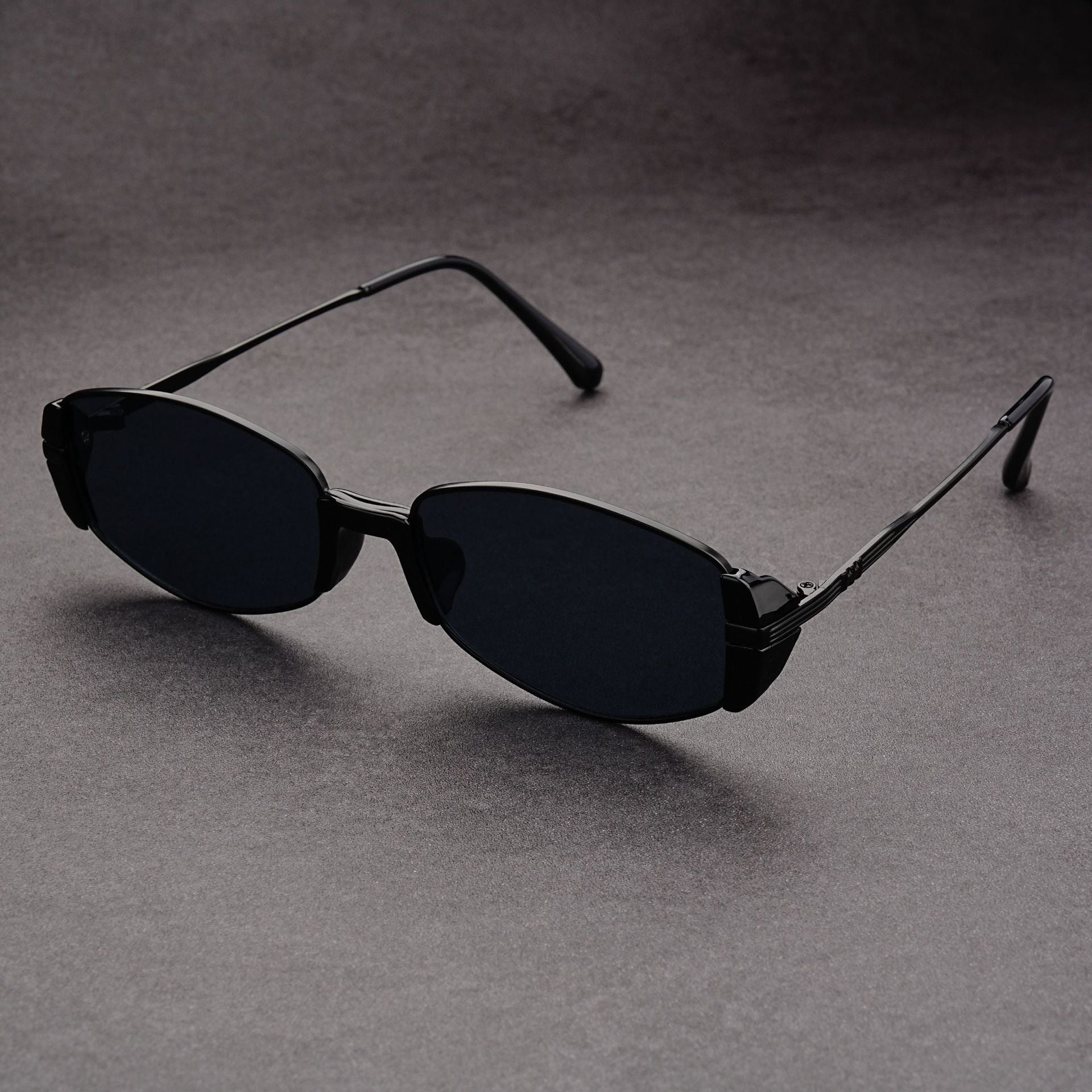 Bennett Sunglasses – Classic Unisex UV Protection Eyewear