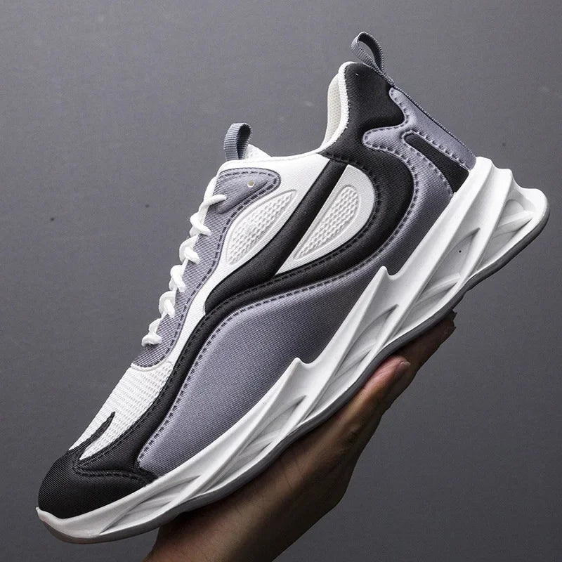 Men's sporty sneakers