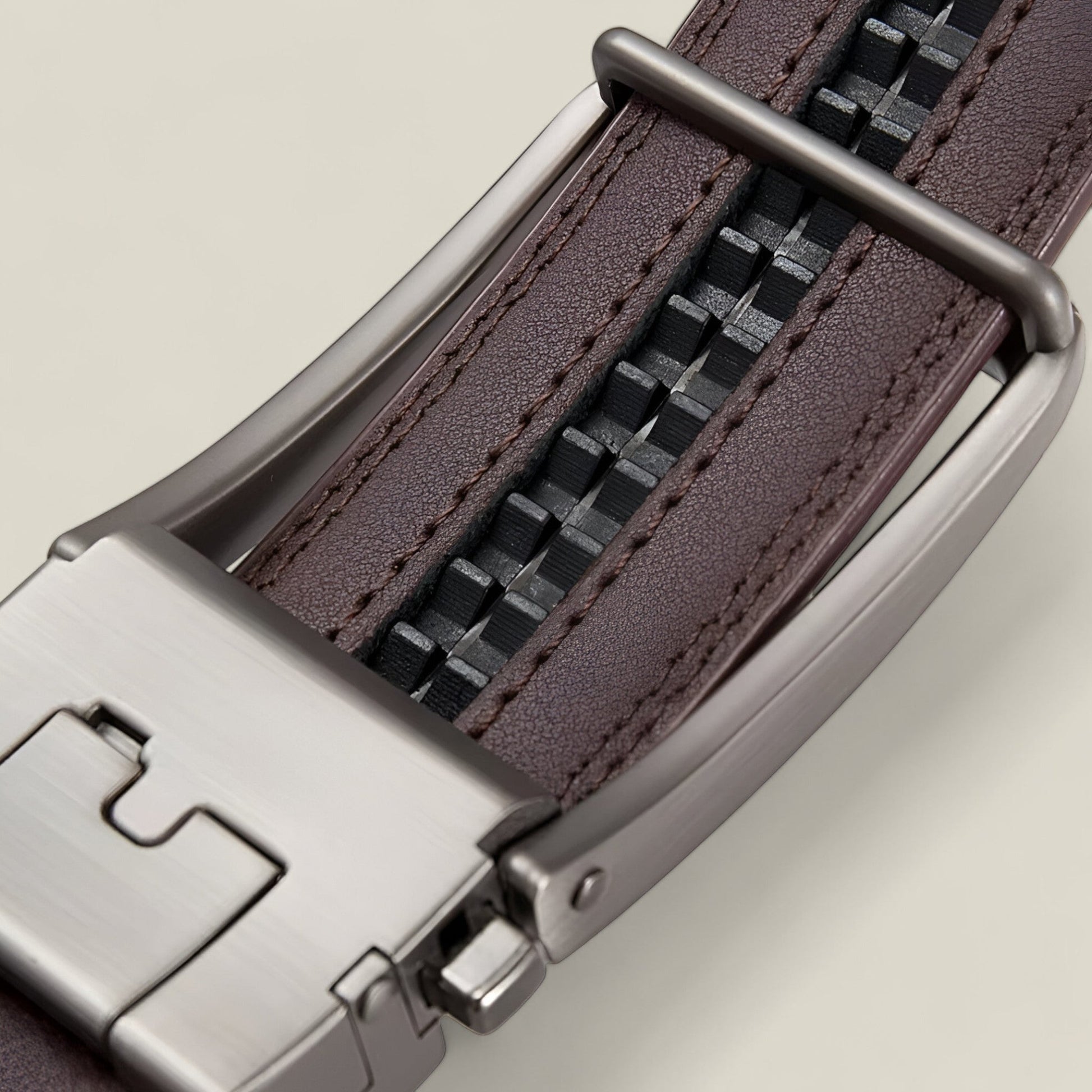 Men’s Leather Belt – Durable Classic Dress Belt for Casual and Formal Wear