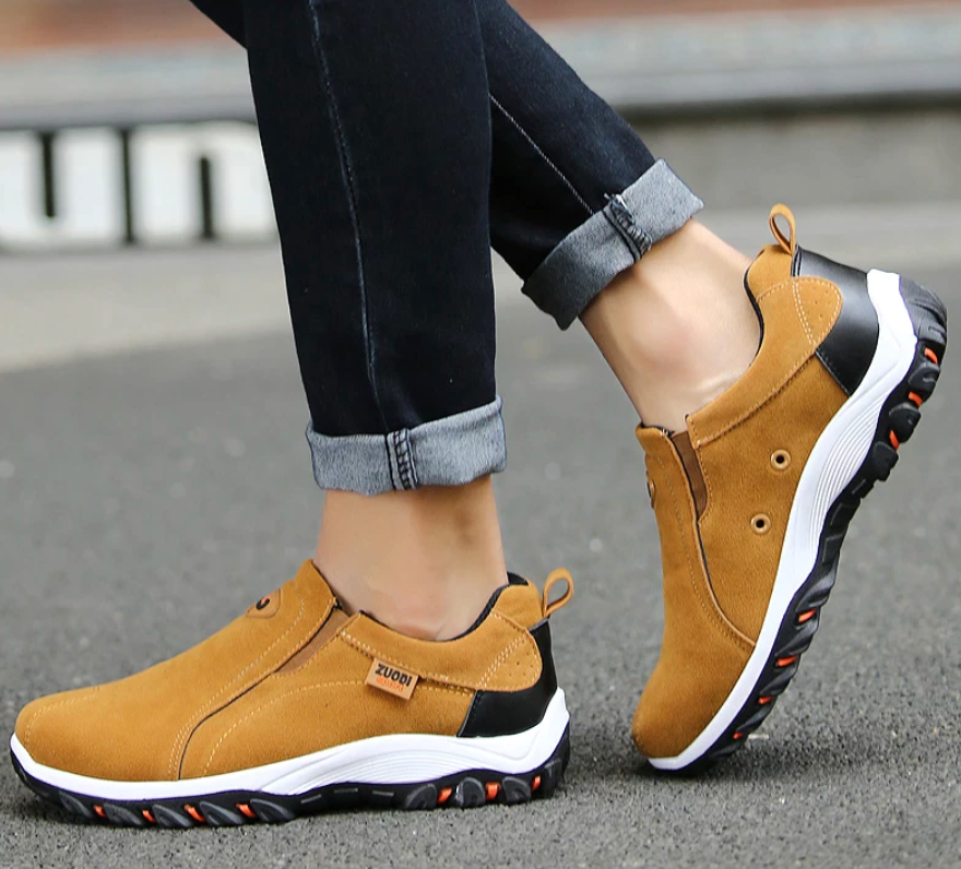 Stylish men’s sports casual shoes for every season