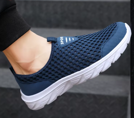 Lightweight Anti-slip Casual Breathable Slip on Male Casual Sneakers