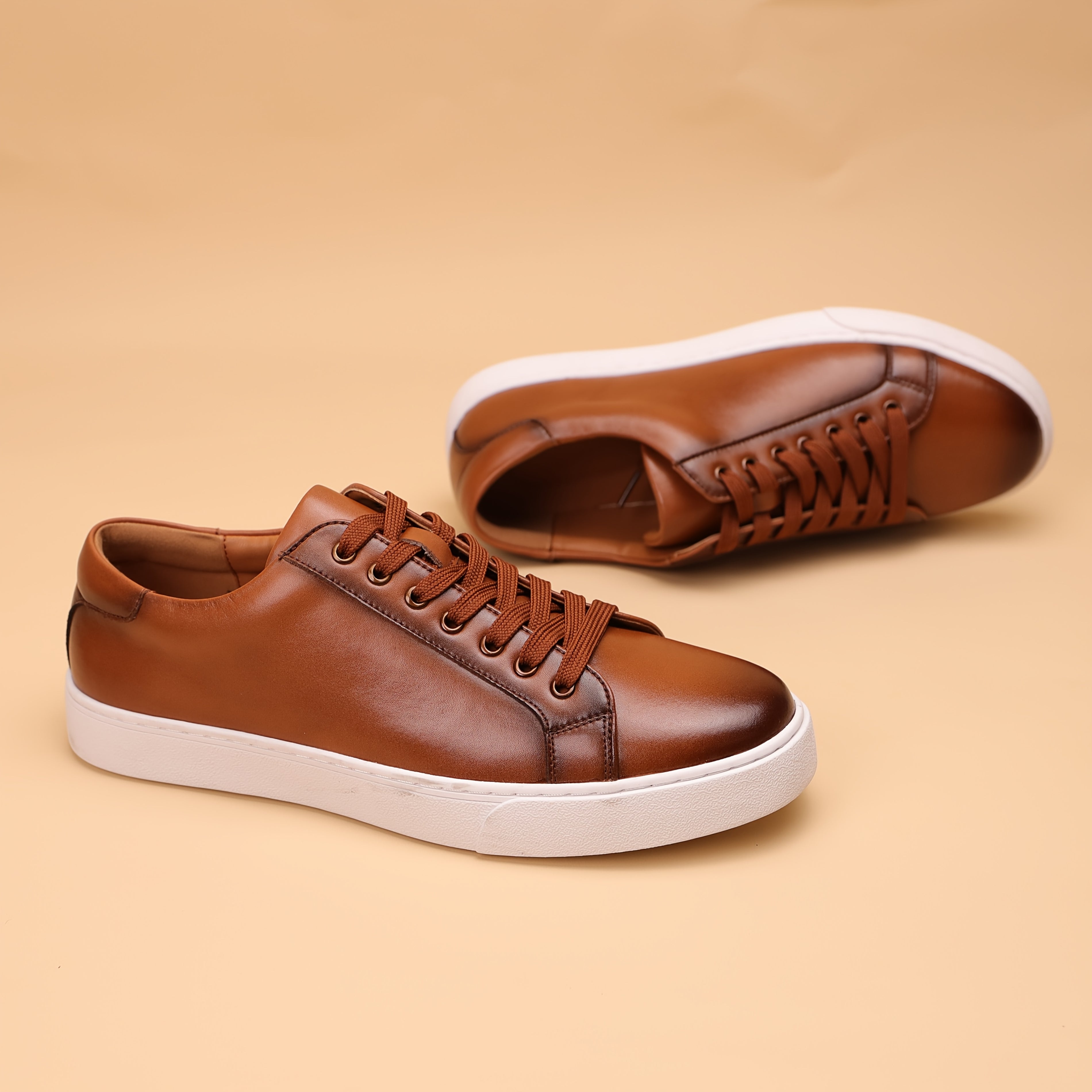 Classic Genuine Leather Men’s Casual Shoes – Minimalist Comfort for Everyday Wear