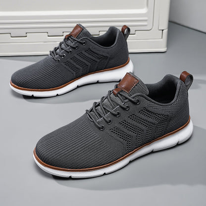 Men's lightweight athletic shoes