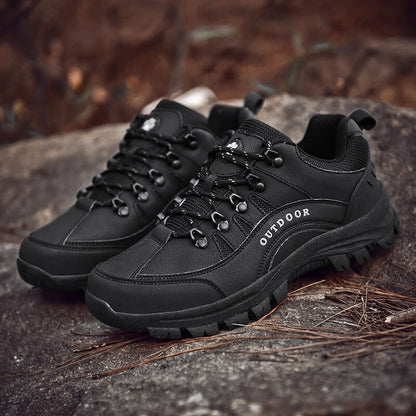 Men outdoor hiking shoes low-top thick sole anti-slip travel footwear