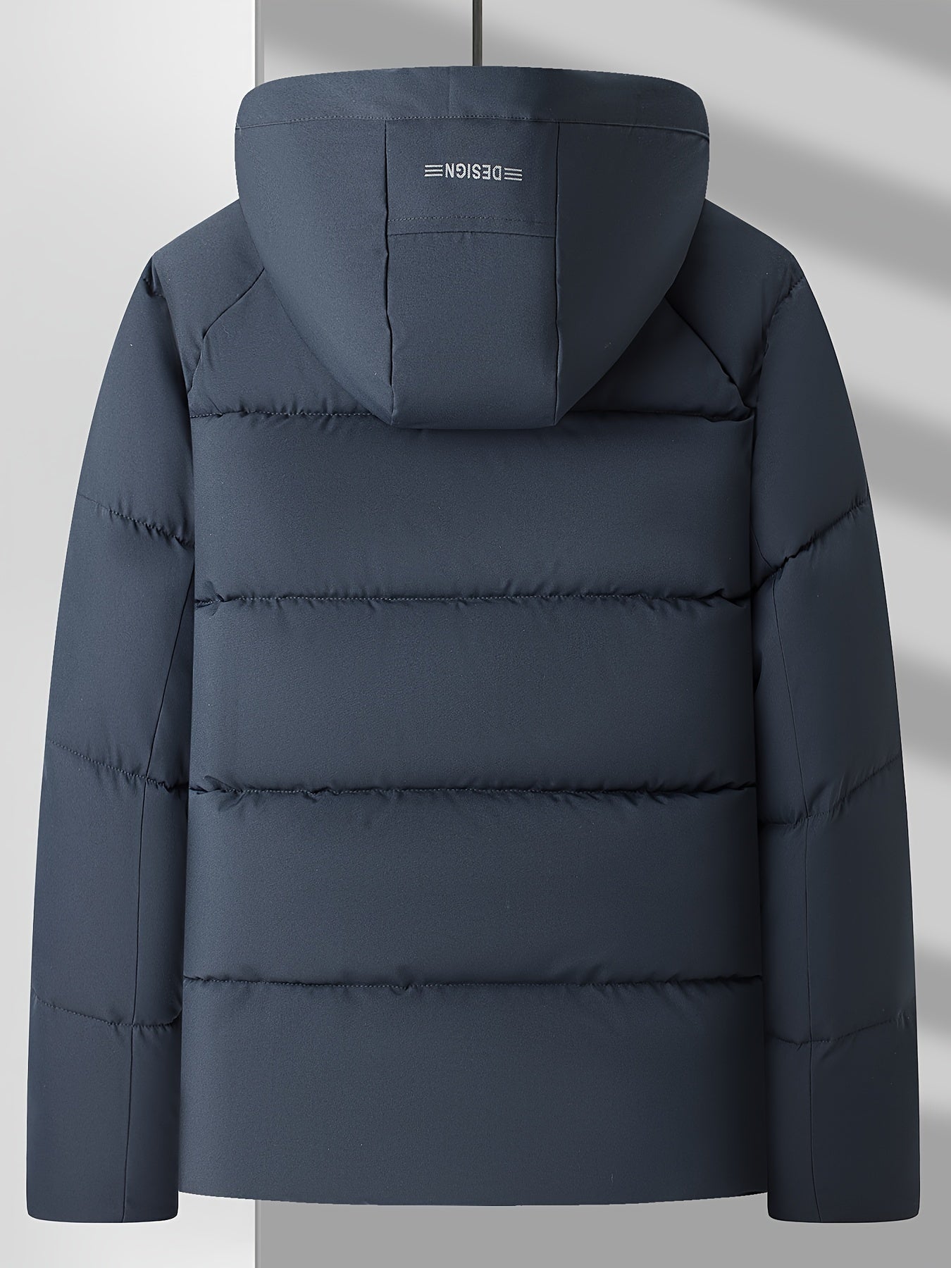 Winter Men’s Hooded Jacket – Thickened Warm Windbreaker with Modern Two-Tone Design
